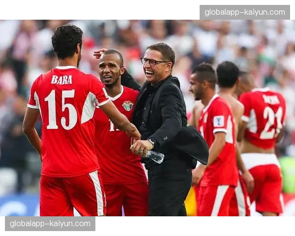 西班牙对决佛得角,斗牛军团极限控球旨在拖垮对手体能 西班牙对决佛得角,斗牛军团极限控球旨在拖垮对手体能